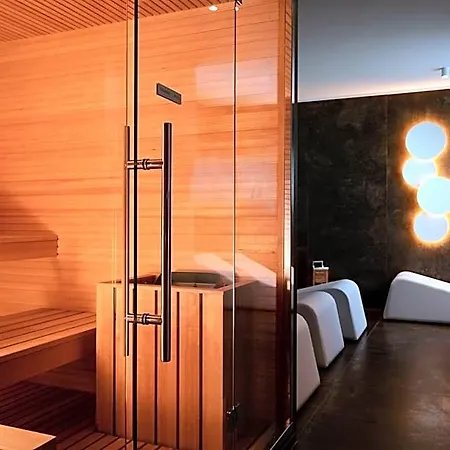Hotel Dan