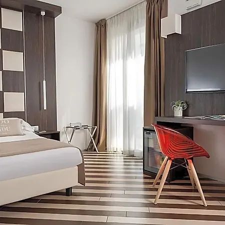 Dan Hotel