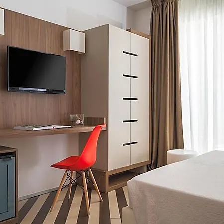 Hotel Dan 3*